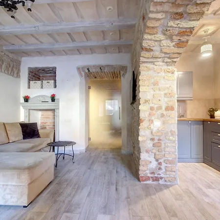 Historical Apartments X Free Parking Self Check In 24X7 By H&H VNO Esterno foto